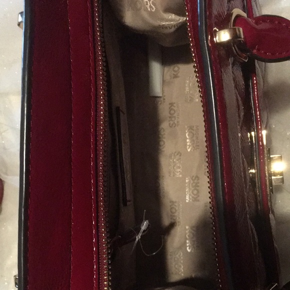 Michael Kors Handbag Vivianne Cherry Red - Picture 3 of 3